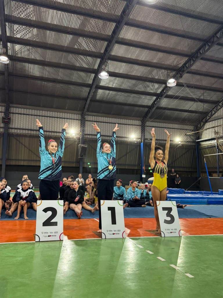 Manuela Kriegel Campeã e Juliana Macedo, Vice