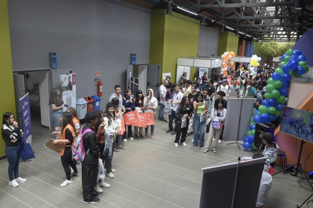 Feira de Estudantes de Guarulhos cresce em 2025