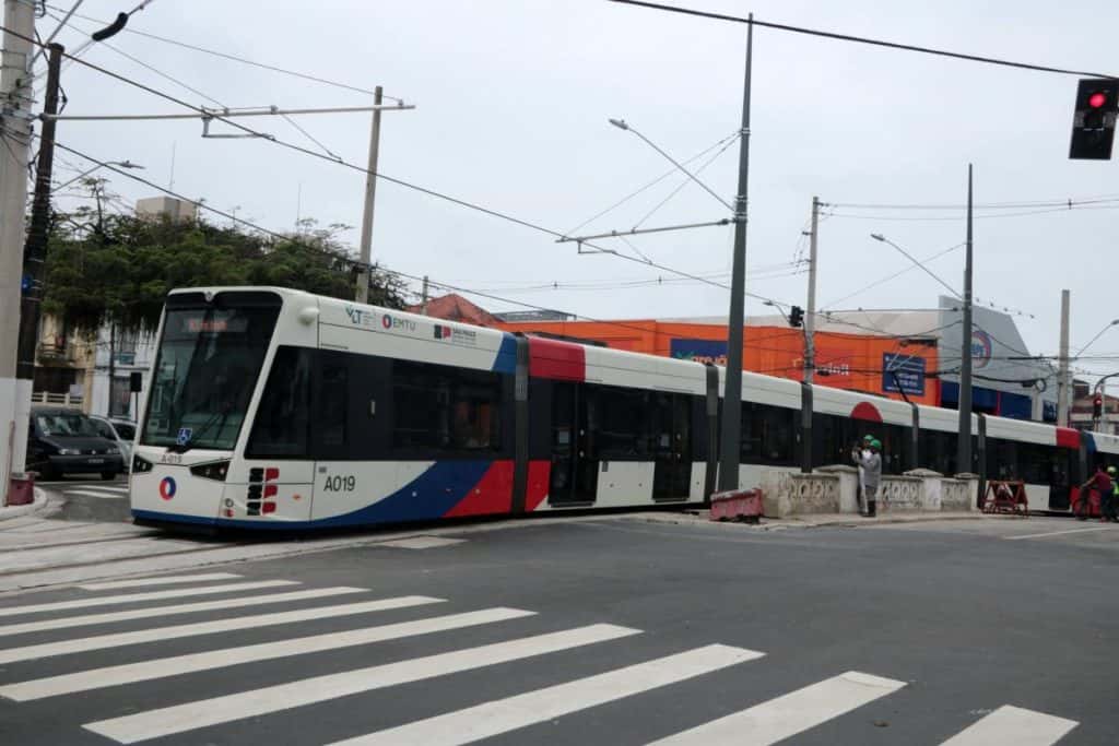 Linha 14-Ônix