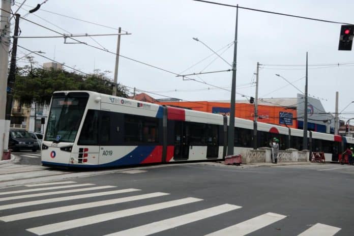 Linha 14-Ônix