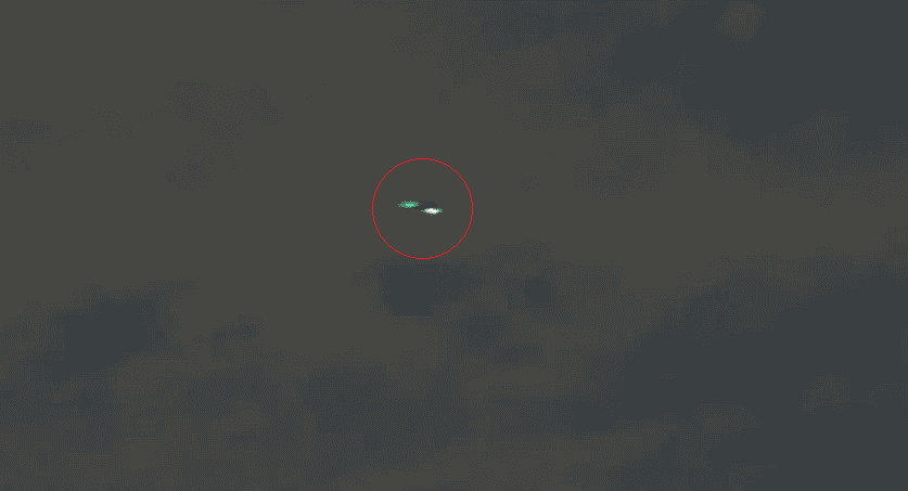 drones sobrevoando aeroporto de guarulhos a noite