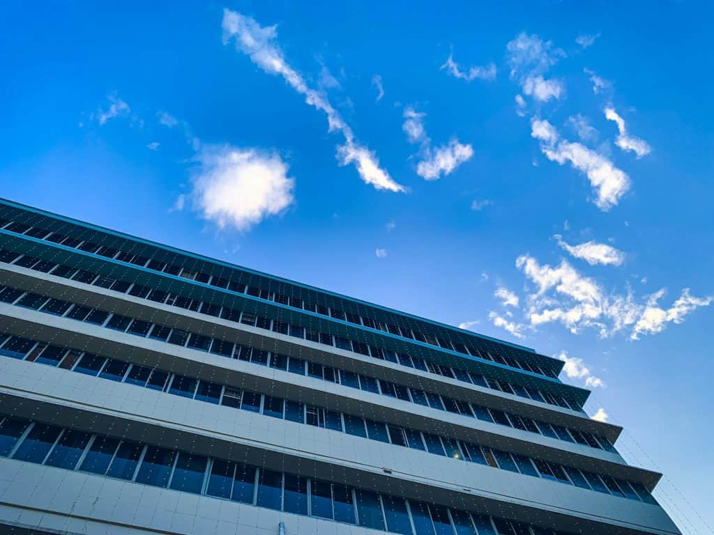 Dia ensolarado para qual a temperatura em Guarulhos