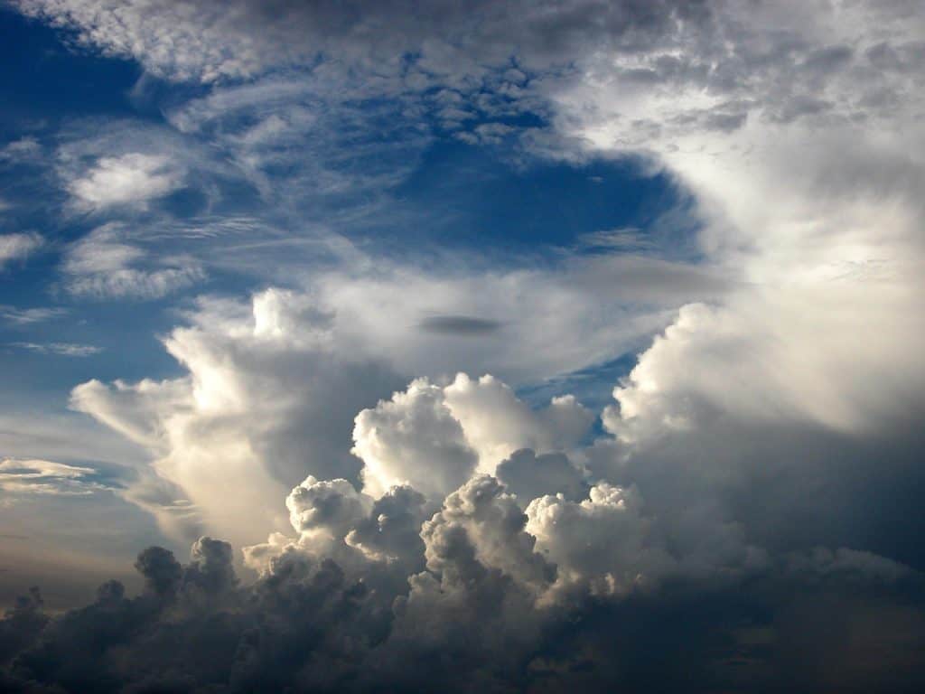 ceu com nuvens