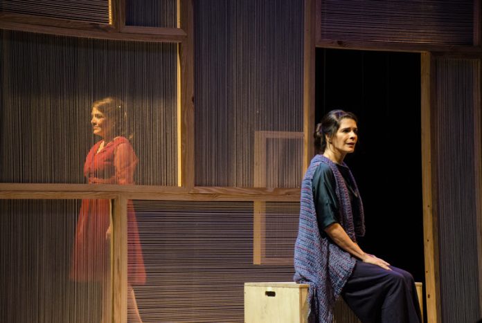 sesc guarulhos peça helena ranaldi e martha meola