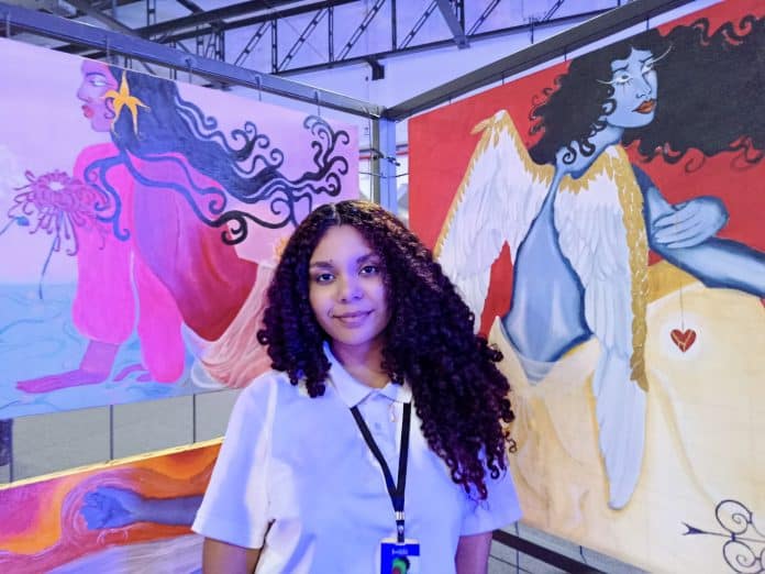 ALuna da UNIFESP Guarulhos representa Alto Tietê na ExpoFavela Brasil